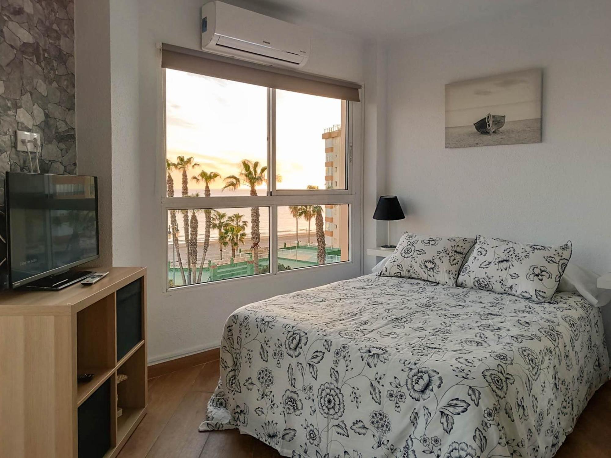 Ruselo 308. Loft En Paseo Maritimo De Torrox Costa Apartment Luaran gambar