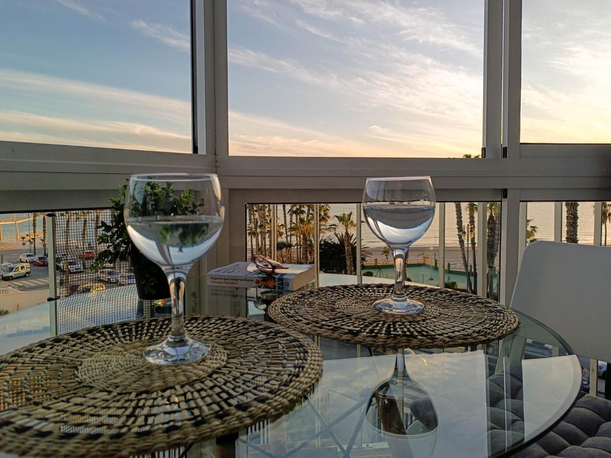 Ruselo 308. Loft En Paseo Maritimo De Torrox Costa Apartment Luaran gambar