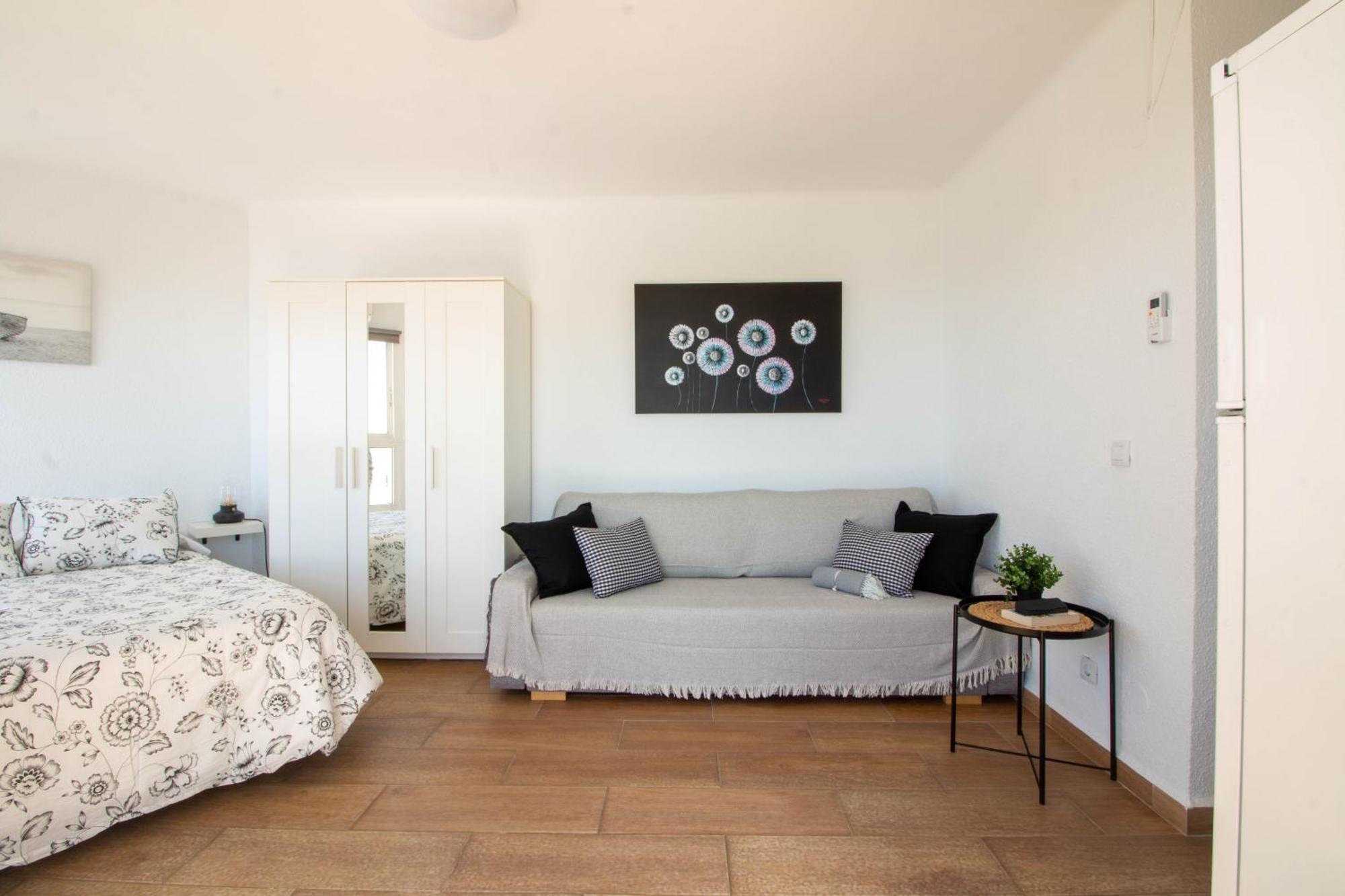 Ruselo 308. Loft En Paseo Maritimo De Torrox Costa Apartment Luaran gambar