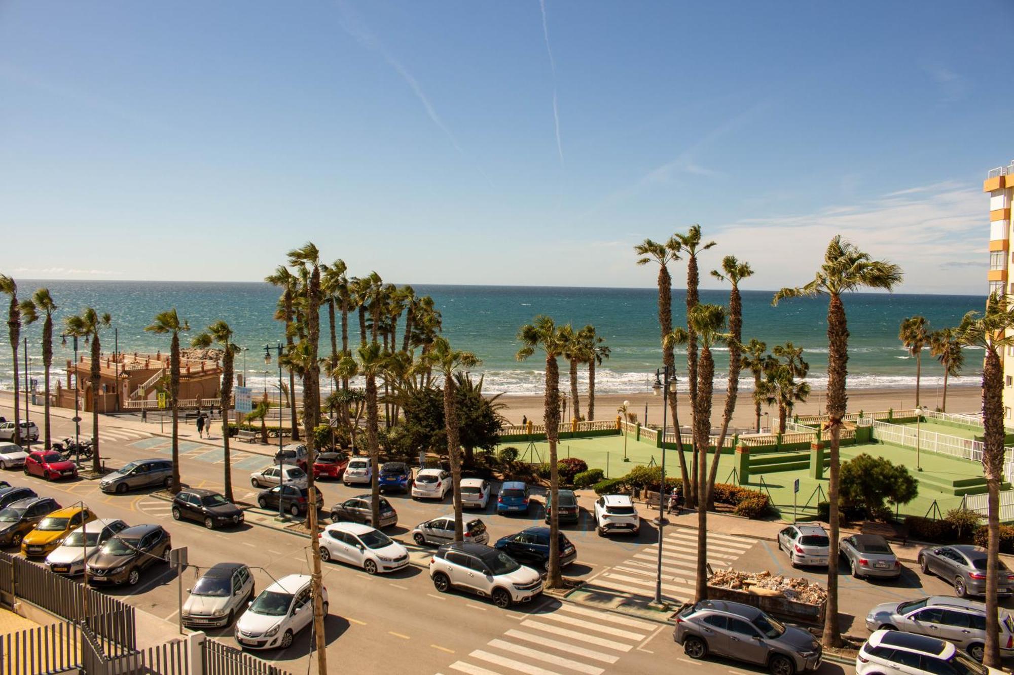 Ruselo 308. Loft En Paseo Maritimo De Torrox Costa Apartment Luaran gambar